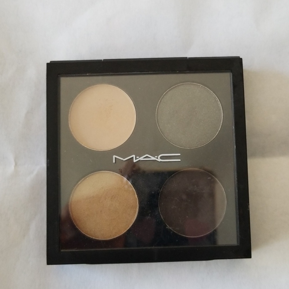 MAC eyeshadow